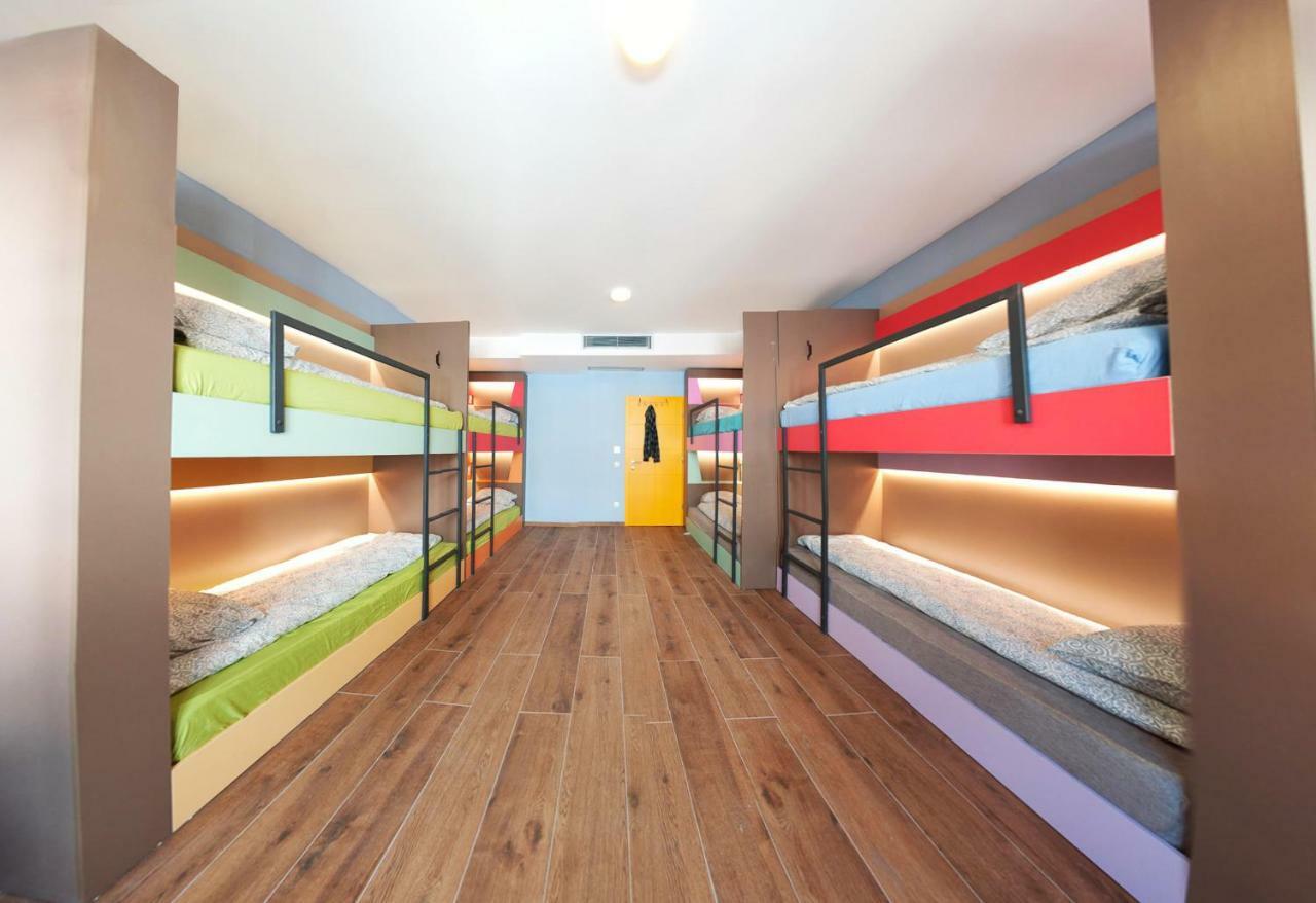 פריזרן Ura Hostel מראה חיצוני תמונה