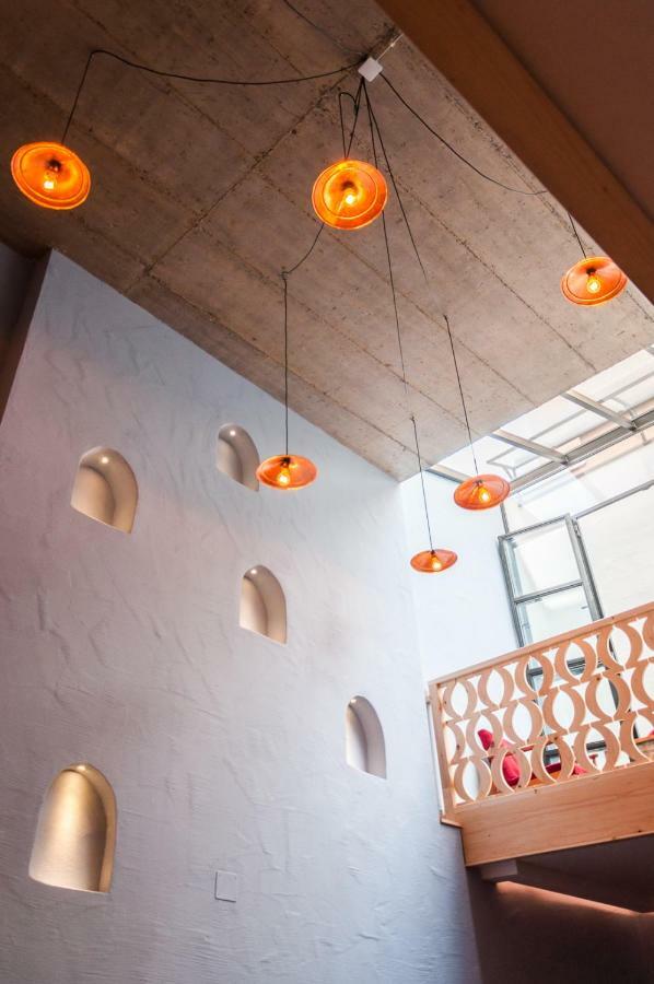 פריזרן Ura Hostel מראה חיצוני תמונה