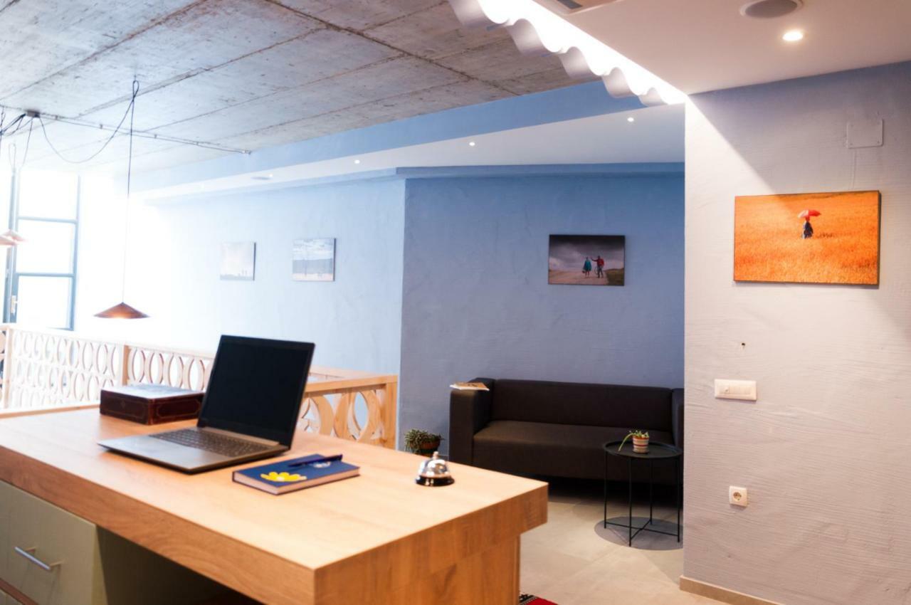 פריזרן Ura Hostel מראה חיצוני תמונה