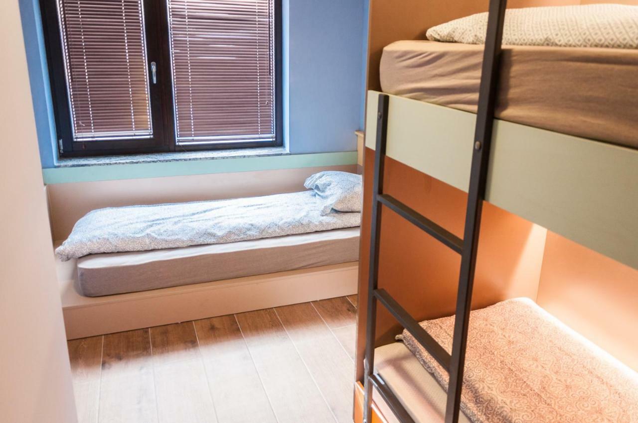 פריזרן Ura Hostel מראה חיצוני תמונה